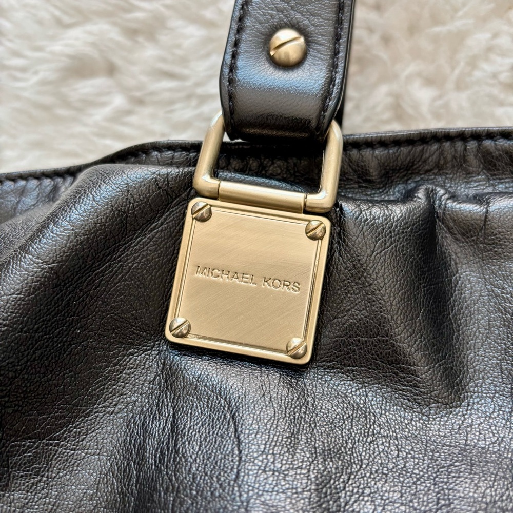 Michael Kors Drawstring Black Leather Satchel Bag w/ Dustbag - Picture 4 of 16